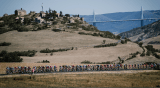 Déjà vu: los vientos laterales soplaron al pelotón de favoritos del Tour de Francia