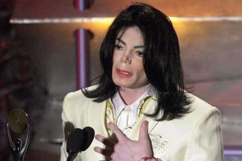 Informe sobre autopsia de Michael Jackson habla de lesiones y apunta a un homicidio