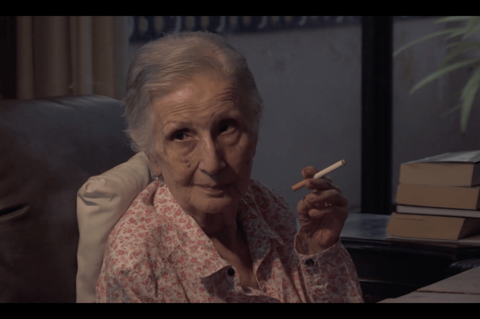 La maestra María Teresa Uribe de Hincapié, cuya vida se narra en el documental “Las razones del lobo”. / Fotos: archivo particular