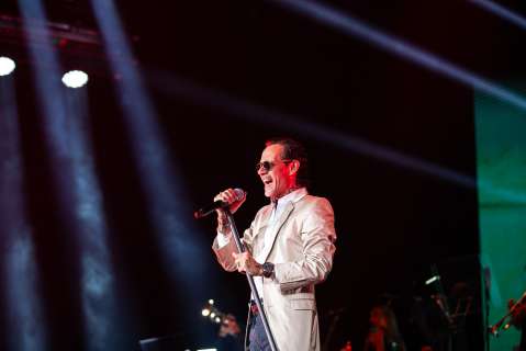 Marc Anthony regresa a Bogotá con su “En Vivo Tour 2025”: recomendaciones y más