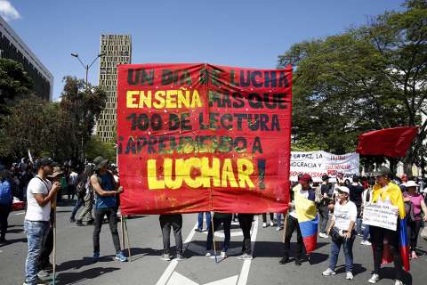 Intervención de fuerza pública a universidades debe respetar su autonomía: Defensoría