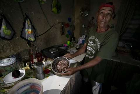 Protestas en Cuba: cientos reclaman la falta de comida y de electricidad