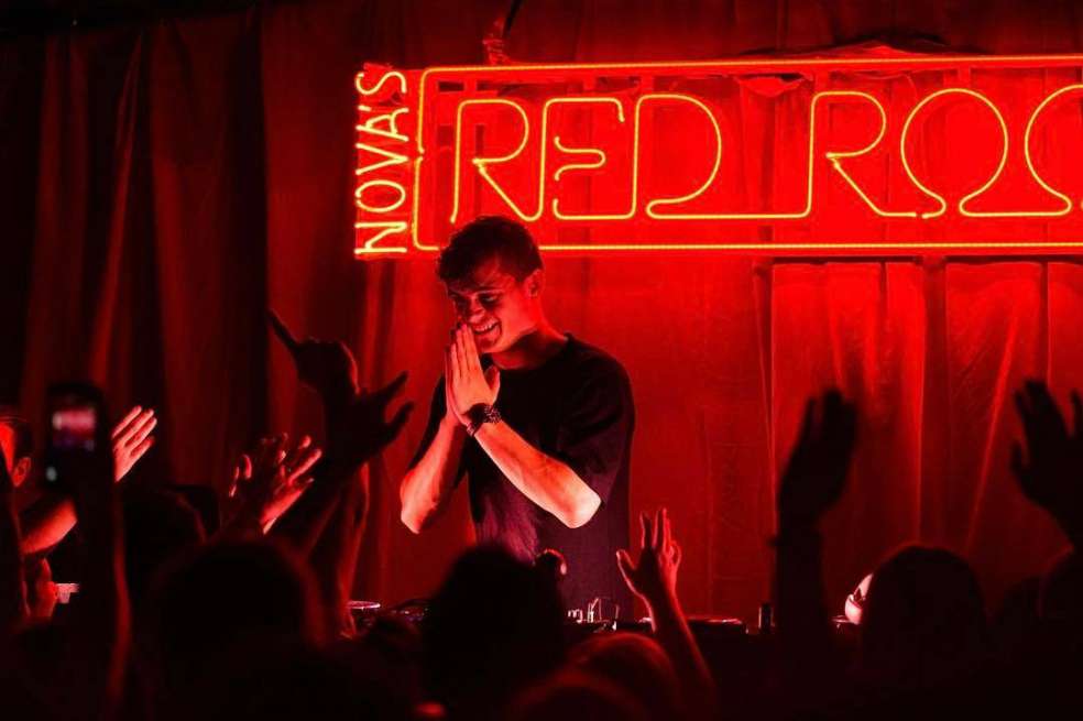 Facebook Martin Garrix