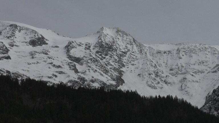 Crece la cifra de muertos tras la avalancha en los Alpes franceses