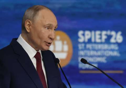 Rusia atacó un barco británico en el canal de la Mancha: qué se sabe