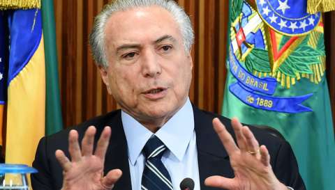 Perito de Policía de Brasil concluye que polémico audio de Temer no fue editado