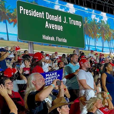 Trump pierde aprobación de 80 % de latinos y el 70 % cree que se excede en deportaciones