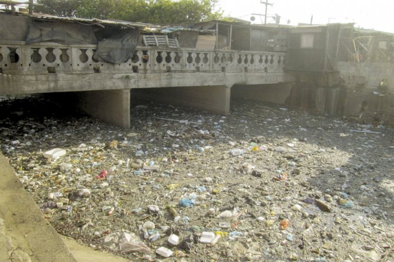 La Arenosa huele a caño