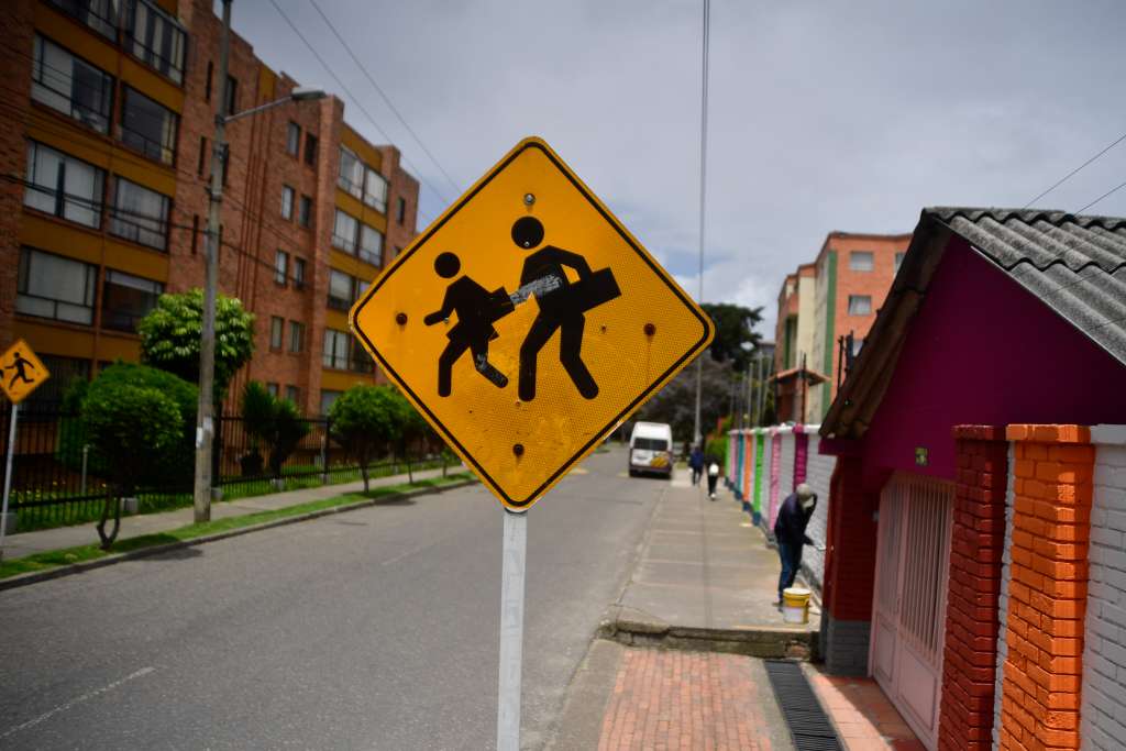 Señalización de zona escolar