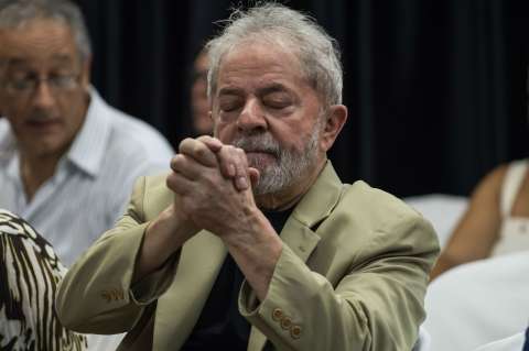 Lula continuará en la cárcel tras un duro embate jurídico en Brasil
