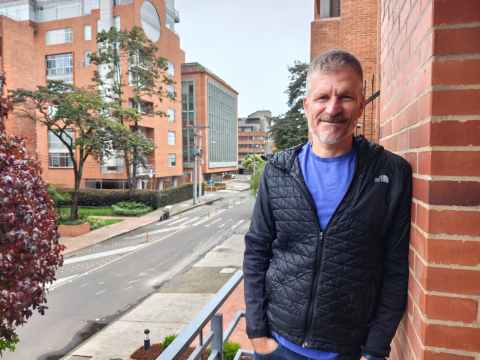 La historia del jefe de Google al que le eliminaron el cargo, pero "la rompió" con IA