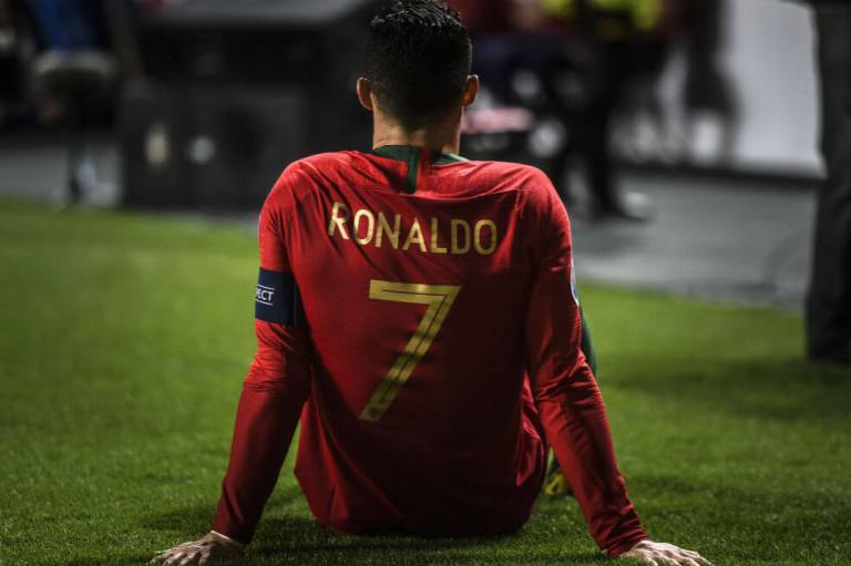 Cristiano Ronaldo salió lesionado con Portugal a dos semanas de la Champions