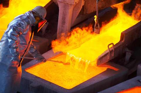 ¿Glencore puso a una mujer en las directivas por obligación?