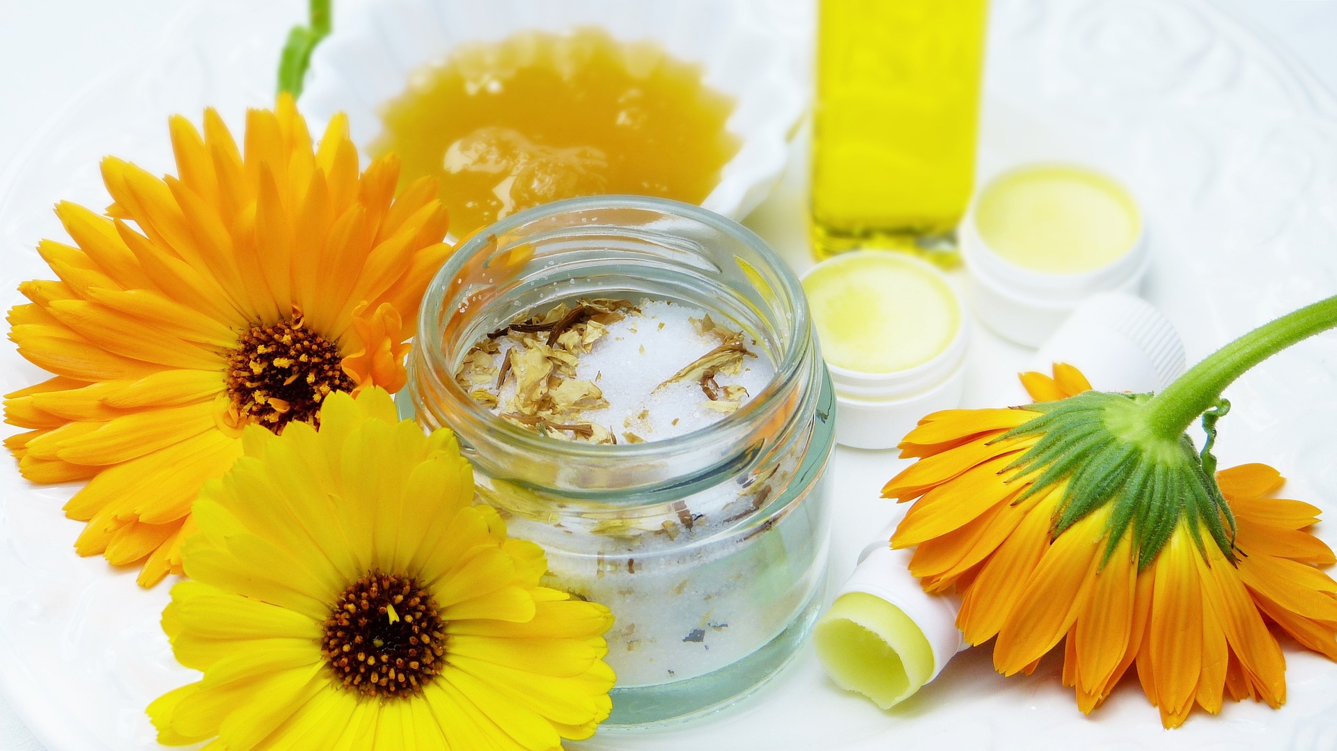 cosmética natural. cosmética sostenible. cremas, aceites, jabones.