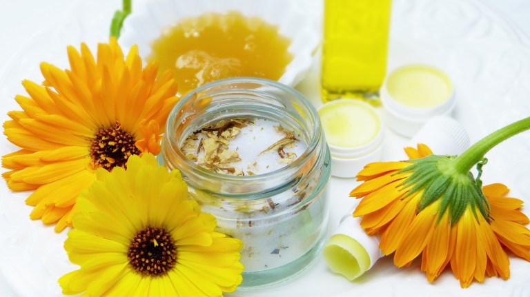 ¿Qué tan rentable es emprender en la cosmética natural?
