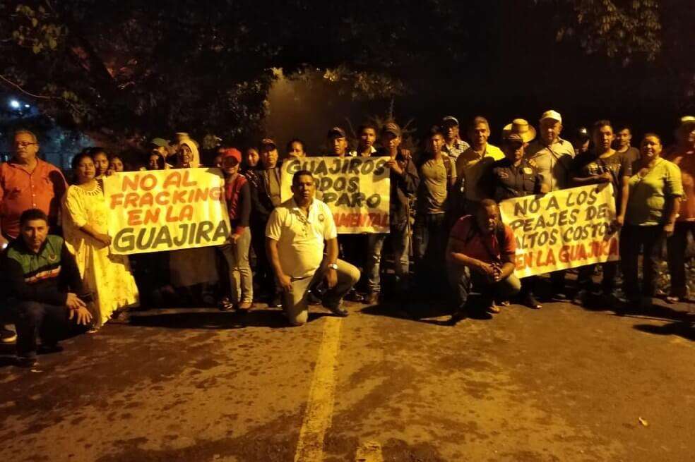 Según los manifestantes, la decisión se tomó por el mal estado de la vía en las que incluso han fallecido personas. / Cortesía