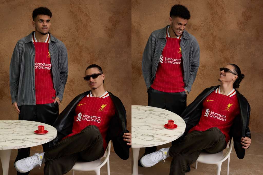 Luis Díaz y Darwin Núñez en el lanzamiento de la nueva camiseta de Liverpool para la temporada 2024/2025