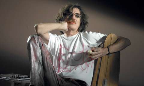 Nueva York le rinde homenaje a Charly García en una de sus esquinas
