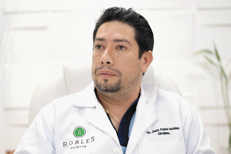 Juan Pablo Robles estudió cirugía plástica en la Universidad Vega de Almeida (Brasil). / Mauricio Alvarado