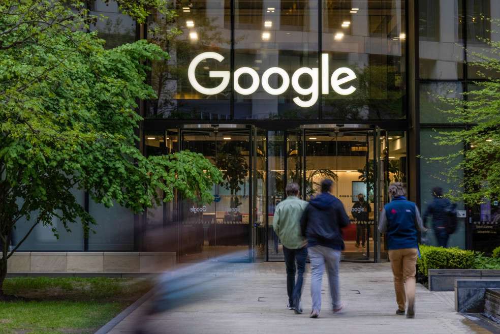 Demandan a empresas tecnológicas.