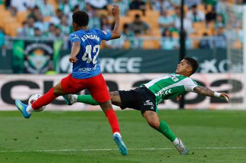Otra vez Juan Camilo ‘El Cucho’ Hernández, mire el nuevo gol del colombiano: video