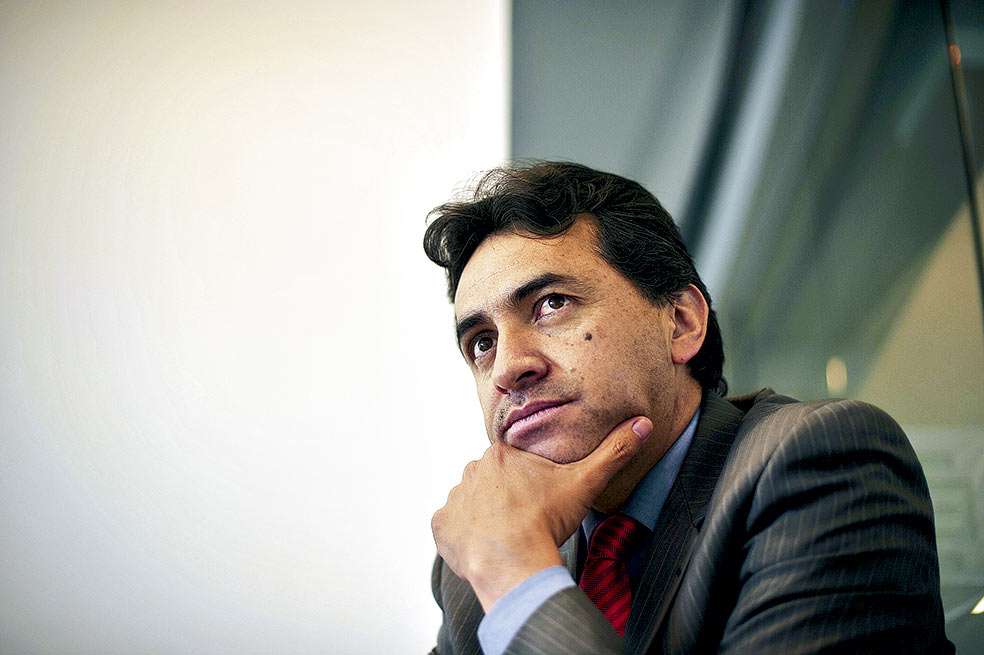 Darío González Castro, autor del libro “Cómo superar la infidelidad sin matar a su pareja”. / Andrés Torres - El Espectador