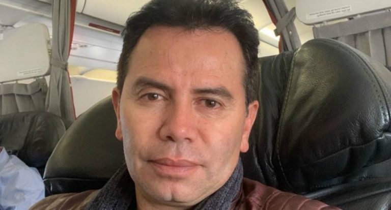 ¿Jhonny Rivera es gay? El cantante despejó las dudas