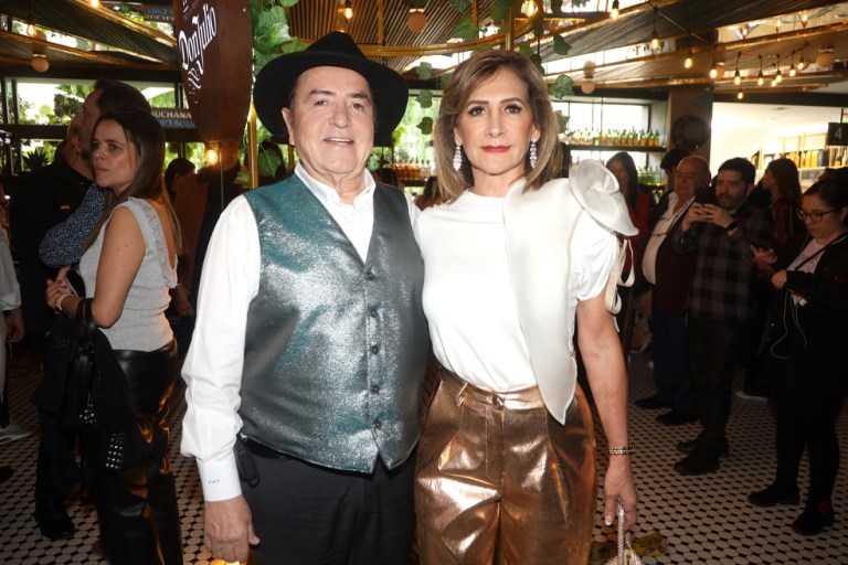 Jairo Palacios y Ester Ospina