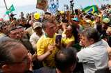 Bolsonaro, inhabilitado hasta 2030, dice que elecciones sin él son antidemocráticas