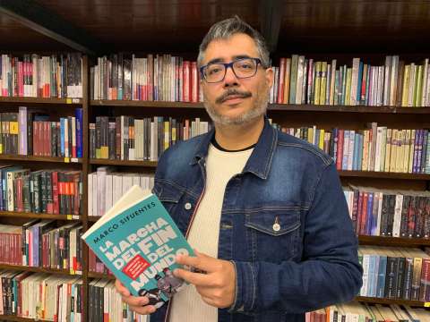 El libro que detalla cómo se organizó la “Marcha del Siglo” contra Fujimori en Perú