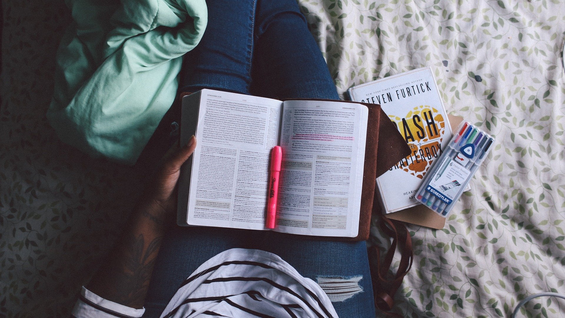 La lectura es un inmenso placer con efectos altamente positivos en nuestra madurez intelectual.