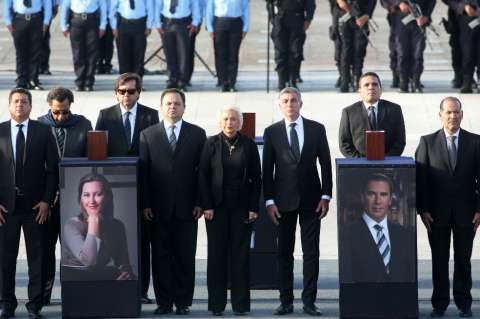 López Obrador promete no ocultar nada del siniestro en el que murió Alonso