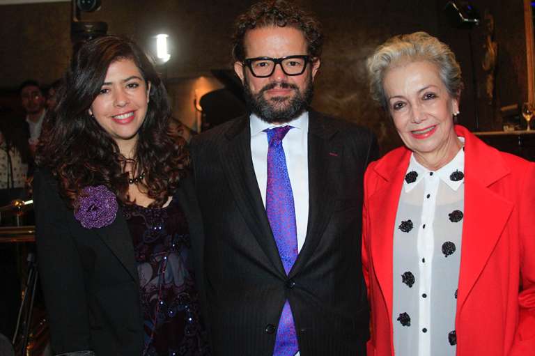 MARIA MARGARITA LOPEZ -FABIO HUMAR Y GUIOMAR JARAMILLO la voz del poder