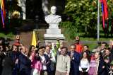 “No se puede”: Petro tras sancionar la reforma laboral ante gritos de “reelección”