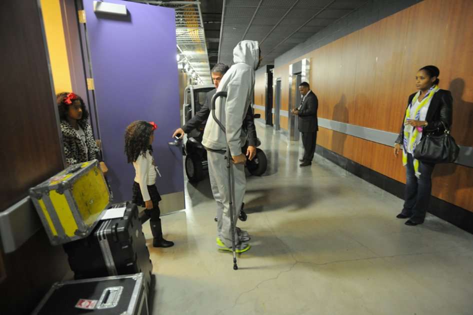 Kobe Bryant fue intervenido quirúrgicamente en Kerlan Jobe Orthopaedic Group en Los Ángeles del tendón de Aquiles.