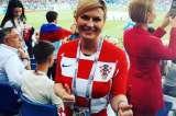 Presidenta de Croacia, una hincha fiel que costea su estadía en el mundial con su propio dinero