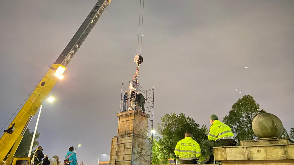 Ambas estatuas serán trasladadas a la Estación de la Sabana.