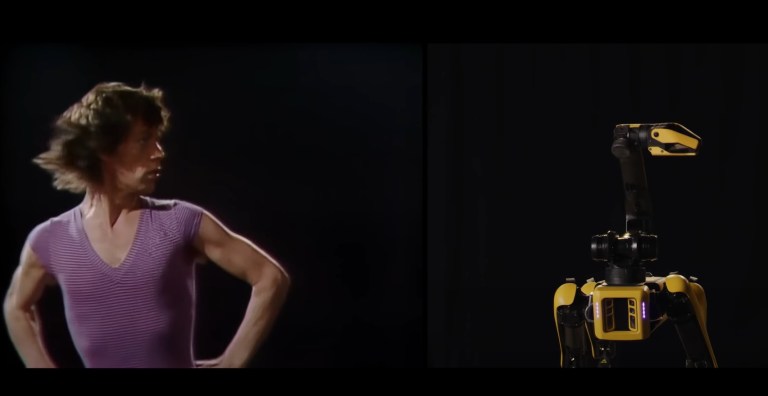 Este robot imita los movimientos de Mick Jagger, vocalista de The Rolling Stones