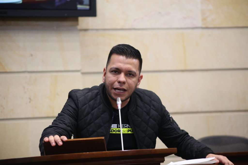 Senador "Jota Pe" Hernández.