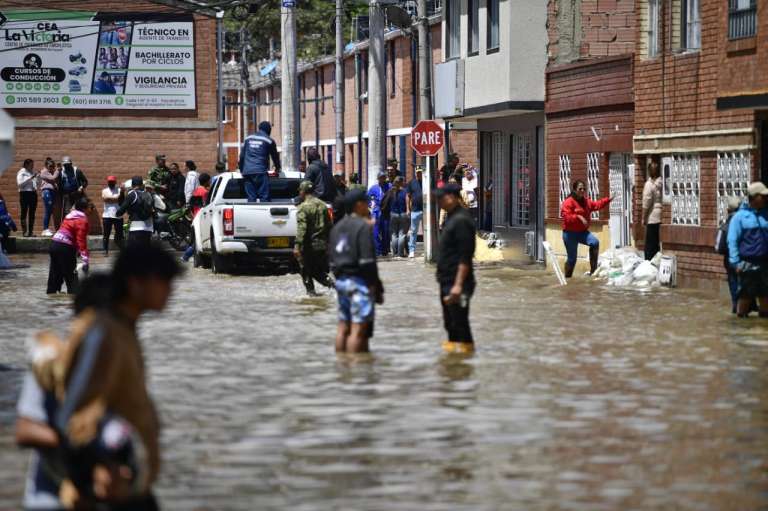 De acuerdo con Bomberos Cundinamarca, en 2026 se han atendido 117 emergencias por lluvias en en 50 municipios de 11 provincias del departamento.