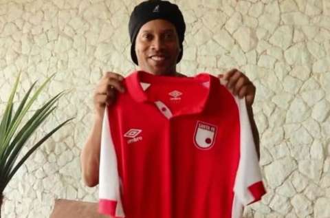 Ronaldinho, cardenal