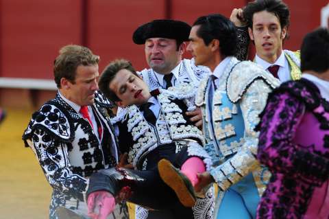 "El Juli" fue embestido por un toro