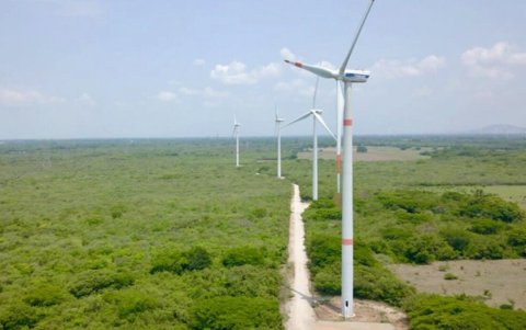 México estrena el parque eólico más grande de América Latina