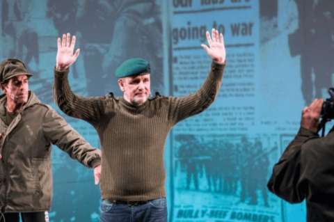 De las Malvinas al teatro, veteranos de guerra se reúnen en "Campo Minado"