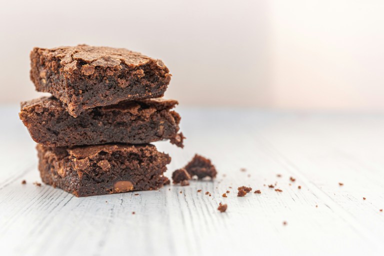 Receta en freidora de aire: ¿cómo hacer brownies?