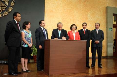 Tribunal mexicano rechaza demanda de la izquierda para anular elecciones