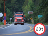¿Qué significa la señal roja que dice 20t en carretera y cuál es la multa por no acatarla?