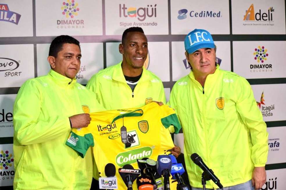 Desde su retiro en 2015 Luis Amaranto Perea se preparó como técnico en la UEFA y en la Federación Española. / @Leonesfutbolc