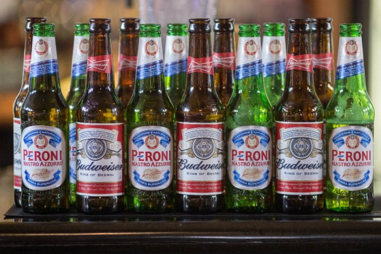 AB InBev planea venta de bonos para financiar compra de SABMiller