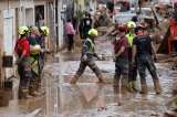Más de 200 muertos por las inundaciones que tienen en alerta a España